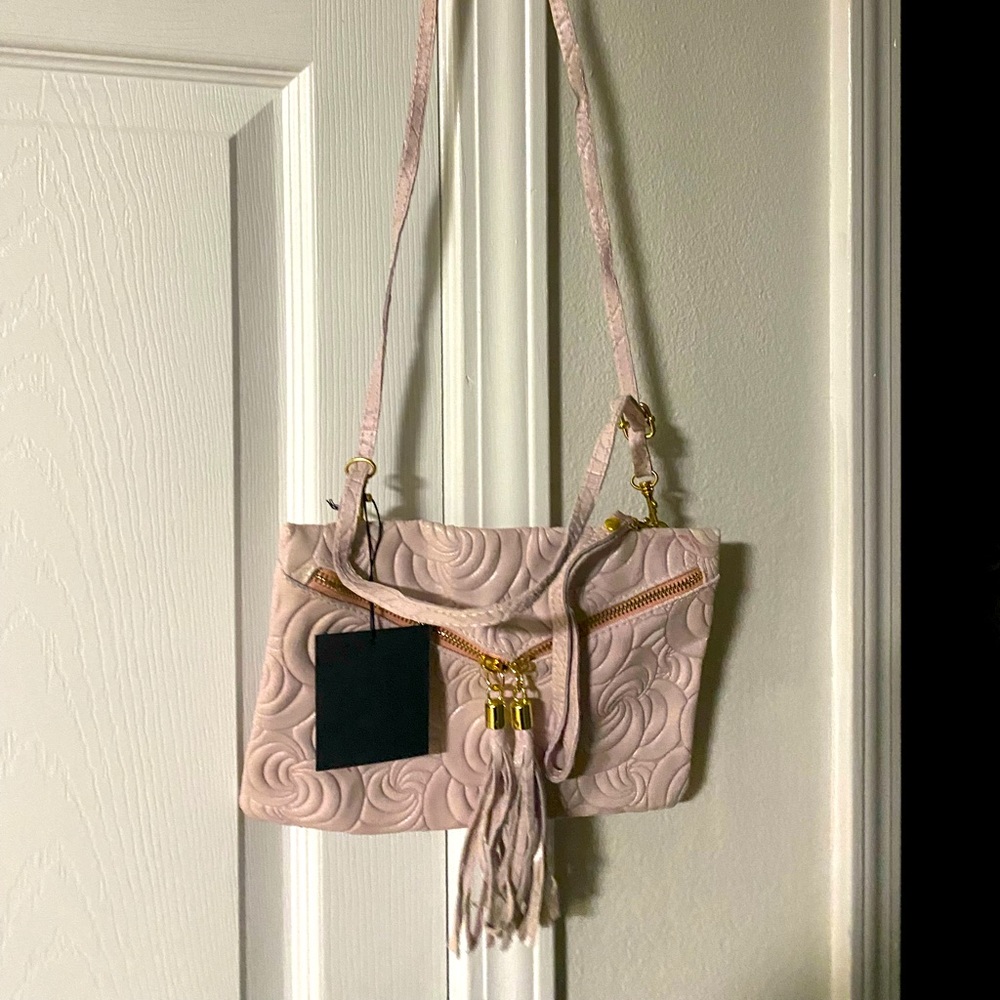 Giorgio Costa pale pink clutch. Brand new. Real leather. Beautiful purse